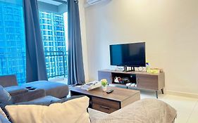 Central Park Tampoi 2 Bedroom By Luxecocoo Ck